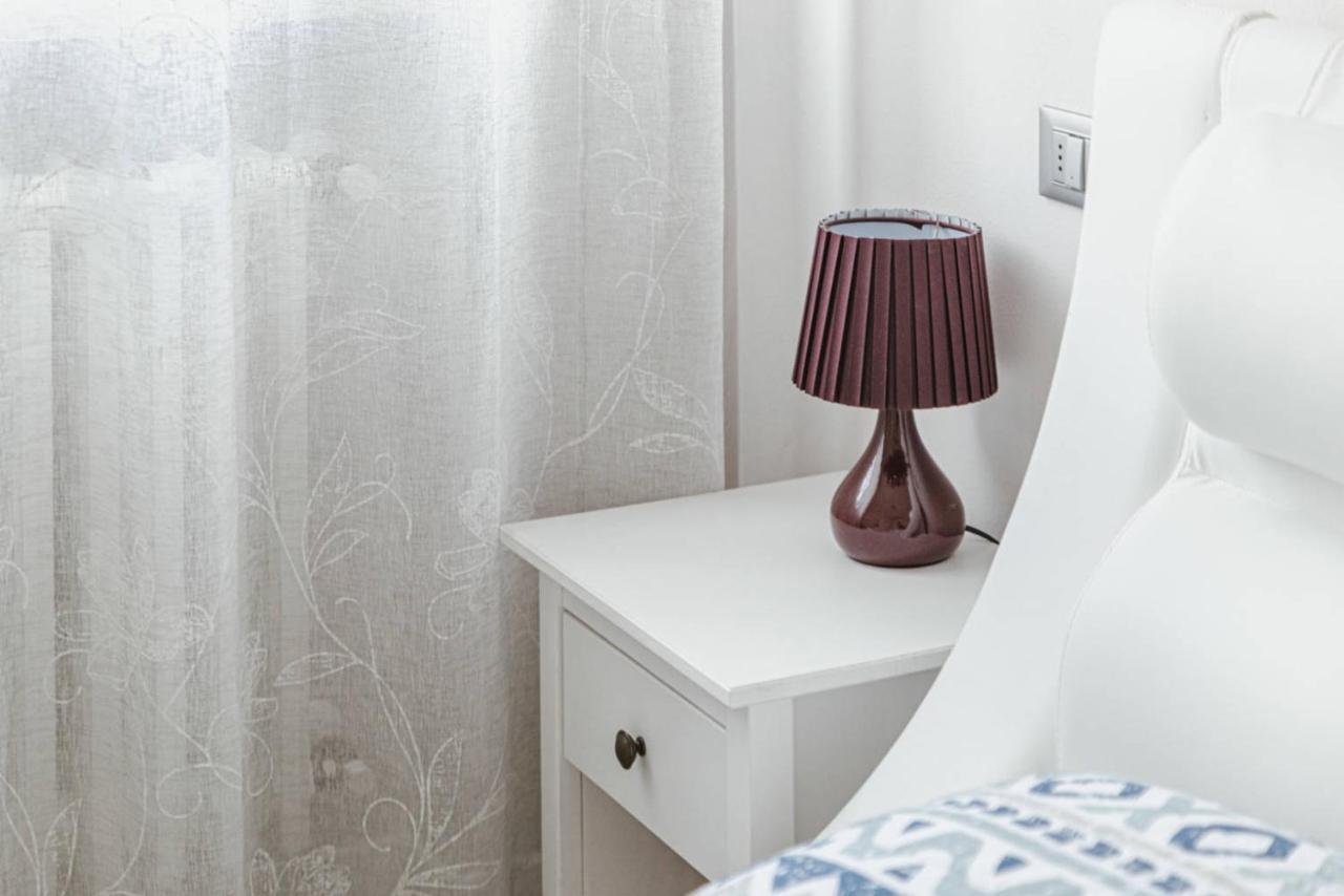 App. Mimosa Minerva Holiday Home Manerba del Garda Luaran gambar